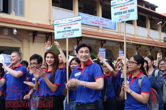 Hơn 20.000 tình nguyện viên tham gia tiếp sức mùa thi 2018 ảnh 1